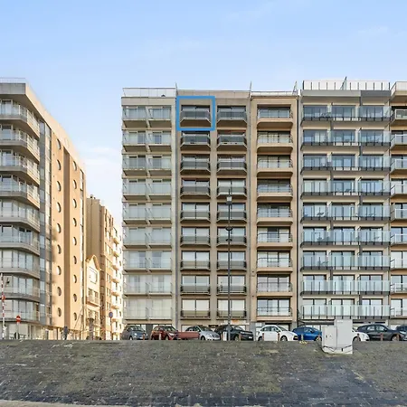 Apartment Zeedijk Beachfront In Belgium *